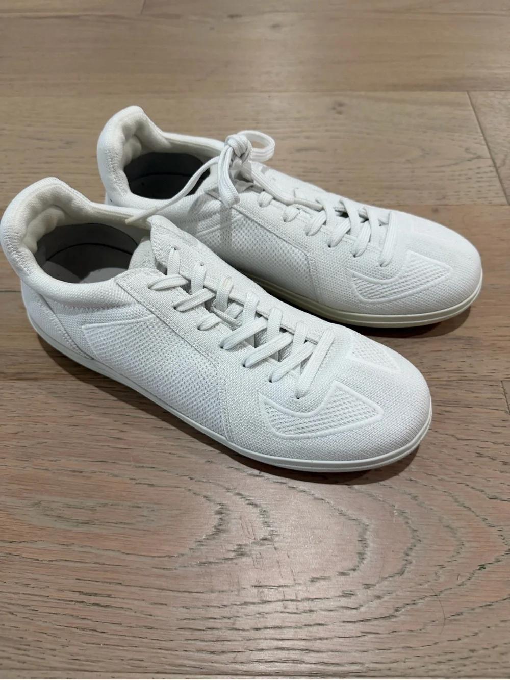 Men’s Rothy's The RS01 Sneaker in white